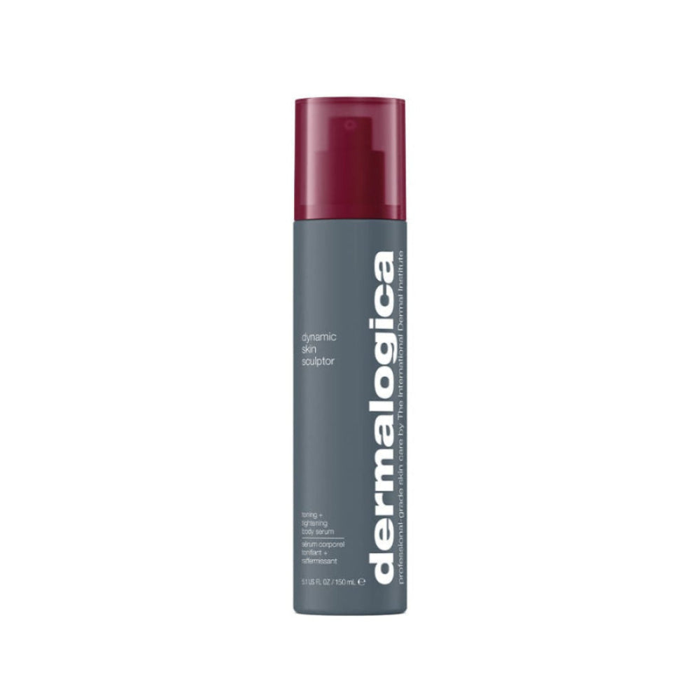 Eine Flasche Dynamic Skin Sculptor mit dunkelgrauem Körper, kastanienbraunem Pumpverschluss, weißem Text auf der Vorderseite und Pro-NAD+ Komplex für effektive Hautstraffung.