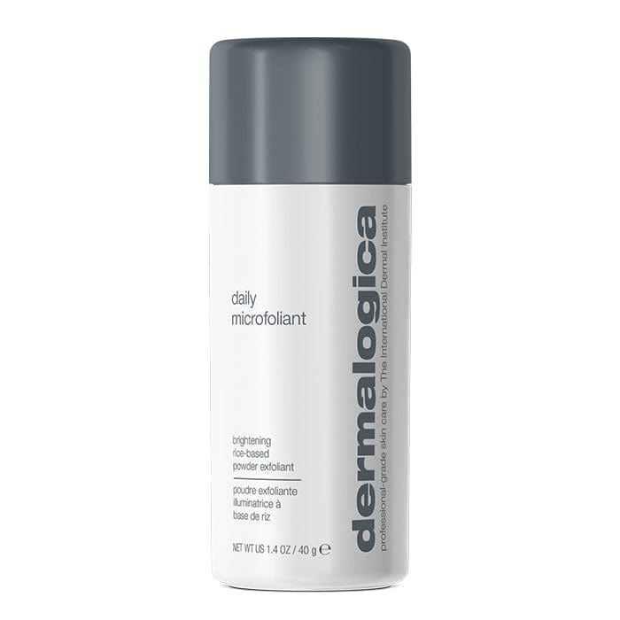 Eine 1,4 oz / 40 g weiße Dermalogica Daily Microfoliant Gesichtspeeling-Flasche mit grauer Kappe, mit enzymatischer Peeling- und aufhellender Wirkung, angereichert mit einem Skin Brightening Complex.
