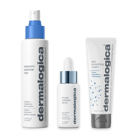 Drei Hautpflegeprodukte von Dermalogica: Hyaluronic Ceramide Mist, Circular Hydration Serum und Skin Smoothing Cream auf weißem Hintergrund.