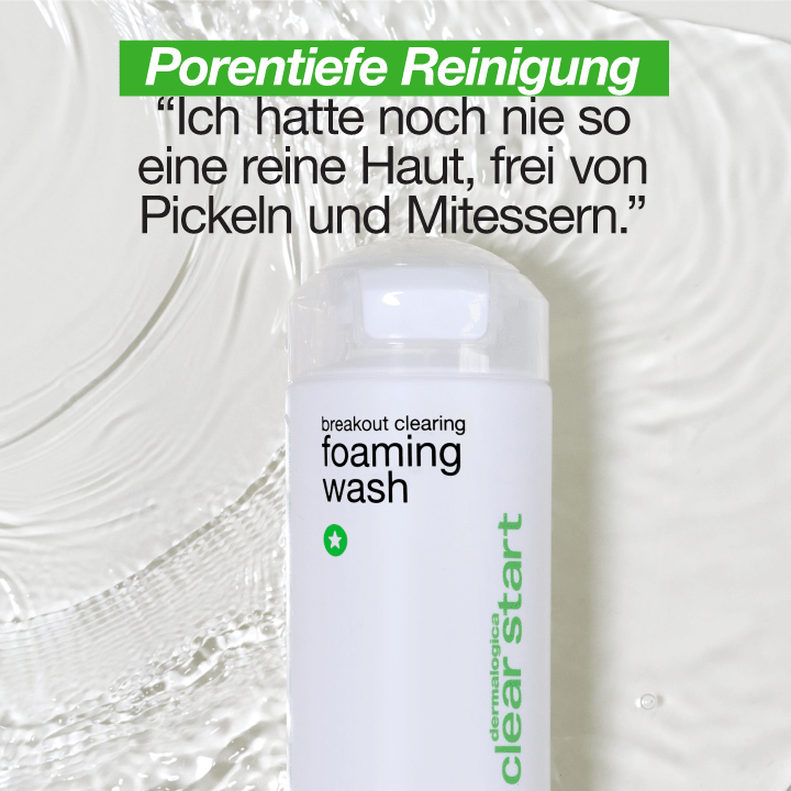 Weiße Flasche mit Aufschrift "breakout clearing foaming wash" von der Marke "" steht vor einem Hintergrund mit Schaum und einer grünen Beschriftung, die "Porentiefe Reinigung" ankündigt.