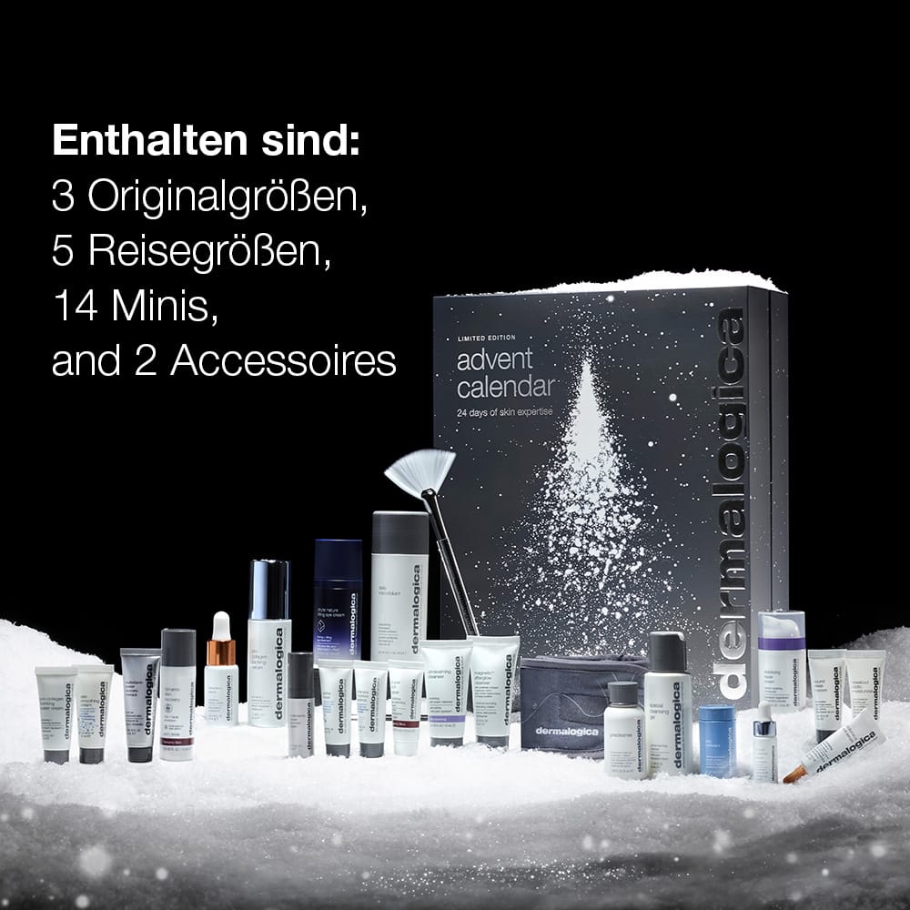 Der Dermalogica Premium-Adventskalender 2026 enthält 24 Hautpflegeprodukte – Flaschen, Tuben und zwei Accessoires –, die auf einer verschneiten Fläche angeordnet sind. Ein deutscher Text beschreibt die enthaltenen Hautpflegeproduktarten.