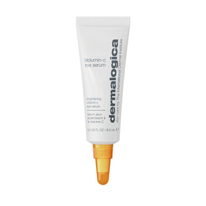 Eine weiße Tube Biolumin-C Eye Serum Mini mit orangefarbener Kappe, die 6,0 ml (0,2 US fl oz) aufhellendes Vitamin-C-Serum für die Augen enthält.