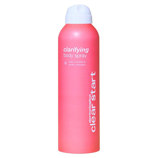 Eine rosa Flasche Clarifying Body Spray mit Salicylsäure, perfekt zur Behandlung von Akne.