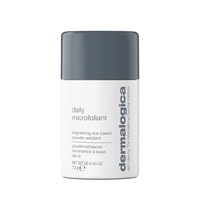 Dermalogica Daily Microfoliant Gesichtspeeling in einem weißen Behälter mit grauer Verschlusskappe.