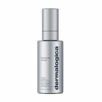 Die silberne 30-ml-Flasche von FutureCode Booster ist für die Korrektur von Schäden und die Regeneration der Haut bestimmt und hilft, die Zeichen der Hautalterung zu bekämpfen.