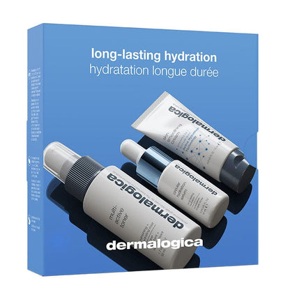 Dermalogica Hautpflegeprodukte mit der Aufschrift "long-lasting hydration" auf einem blauen Hintergrund.