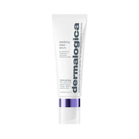 Eine weiße Tube „Stabilizing Repair Serum“ mit kolloidalem Hafermehl und einem violetten Verschluss, das zur Stärkung der Hautbarriere entwickelt wurde, steht aufrecht vor einem schlichten weißen Hintergrund.