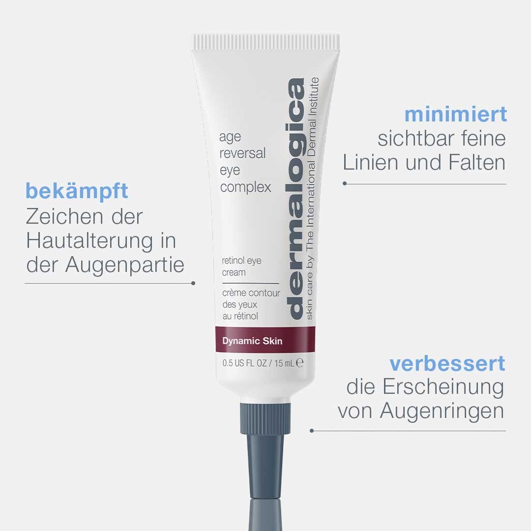 Eine Tube AGE Reversal Eye Complex mit deutscher Beschriftung, die die Vorteile dieser Augenpflege mit Retinol gegen Falten und zur Reduzierung dunkler Augenringe hervorhebt.