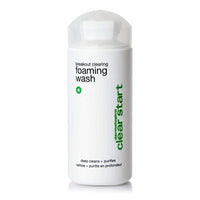Eine Flasche Breakout Clearing Foaming Wash