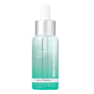 Flasche Dermalogica AGE Bright Clearing Serum mit Pipettendeckel auf weißem Hintergrund.